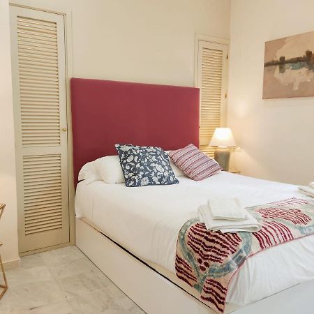 Homeyseville-Bright Apartment At Santa Cruz 4 Pax, Parking Optional Bagian luar foto