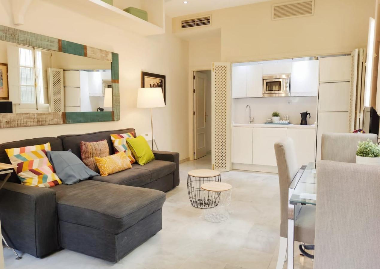 Homeyseville-Bright Apartment At Santa Cruz 4 Pax, Parking Optional Bagian luar foto