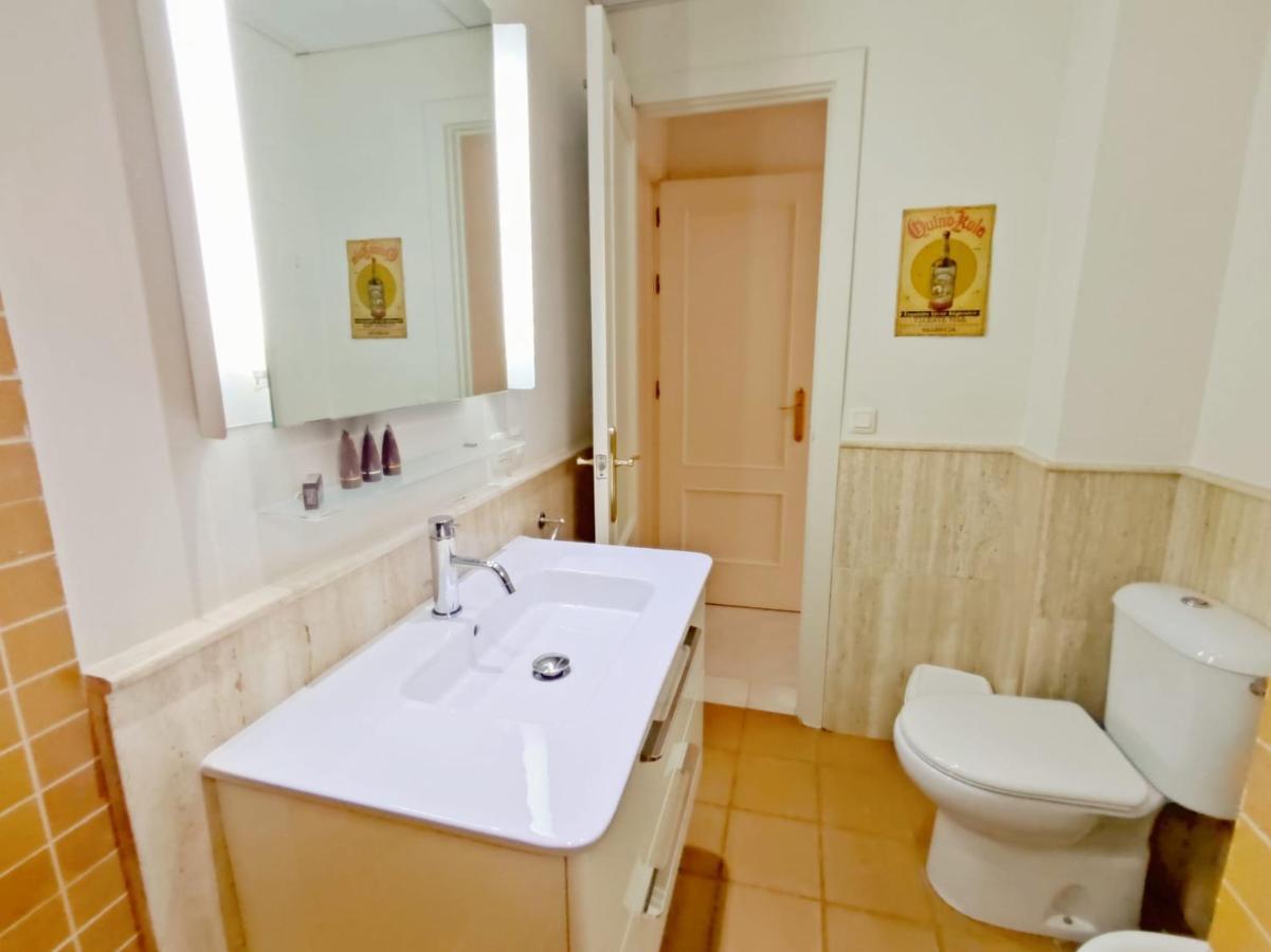 Homeyseville-Bright Apartment At Santa Cruz 4 Pax, Parking Optional Bagian luar foto